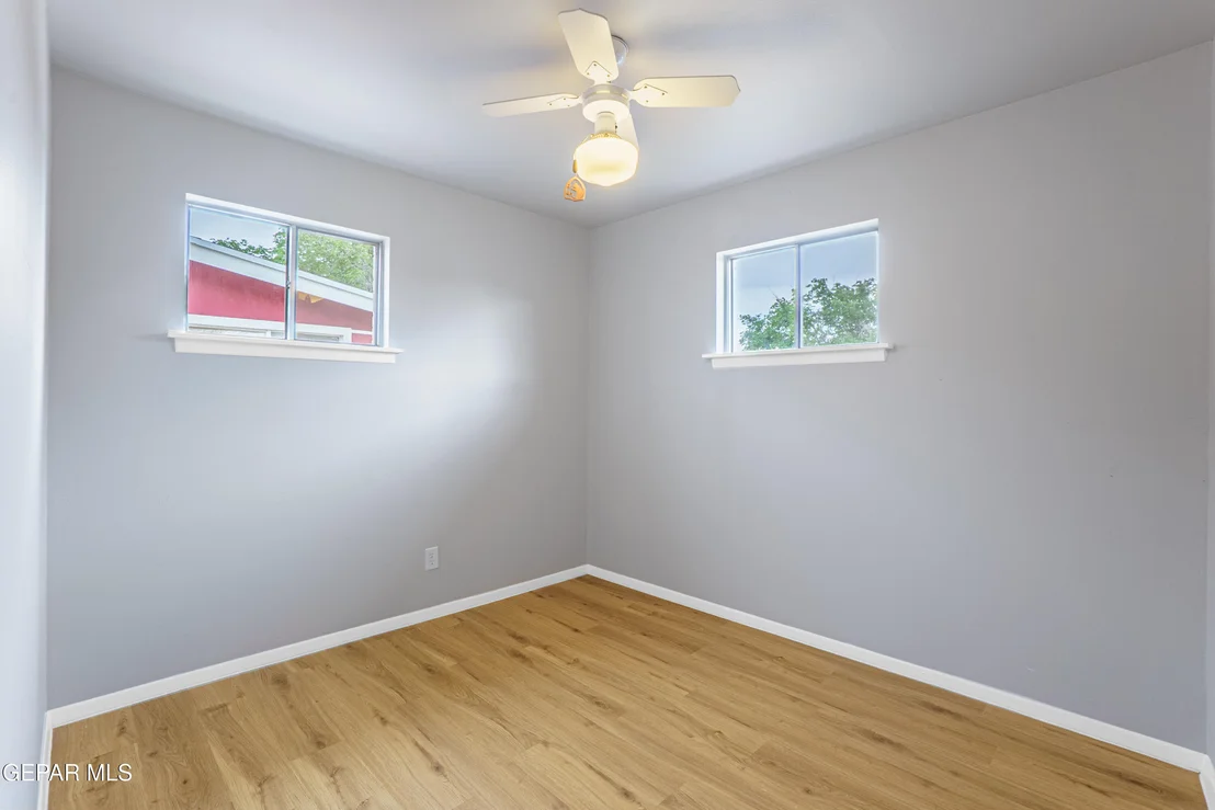 Photo of 5633 ARROWHEAD Drive