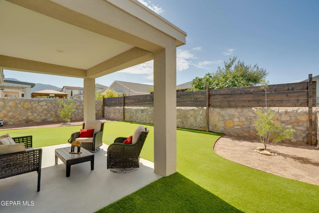 Photo of 7328 Glacier Drive