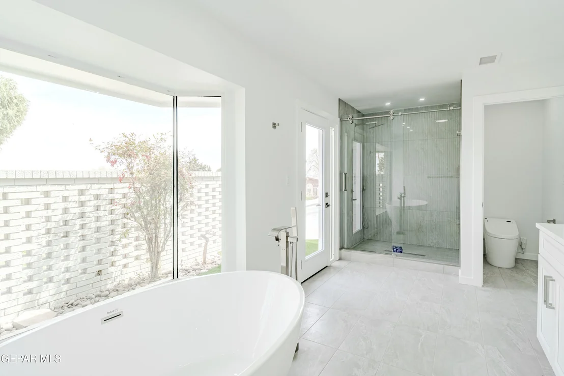 Photo of 9000 GALENA Drive