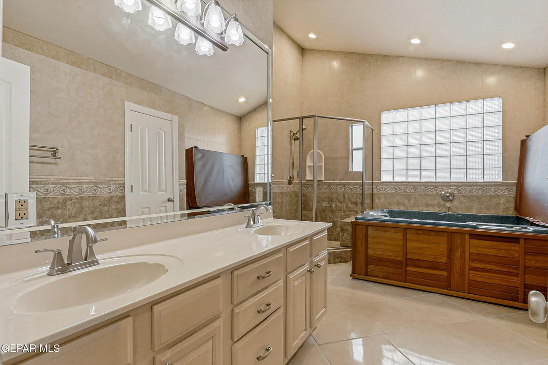 Photo of 6016 OLEASTER Drive