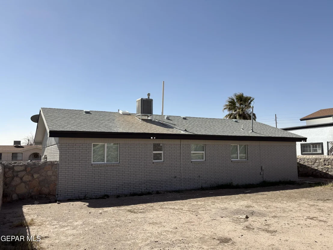 Photo of 211 CARIBE Circle