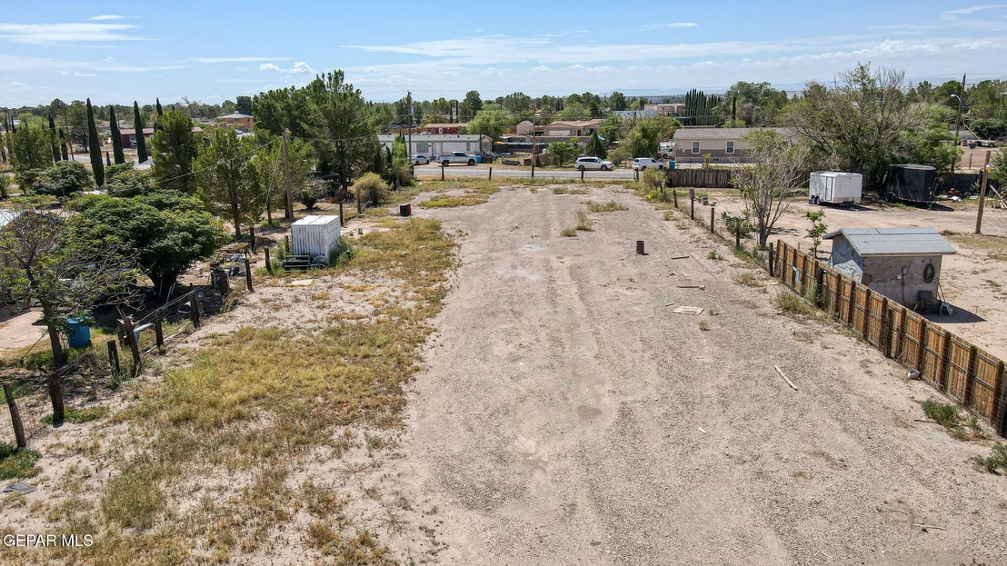 Photo of 410 Valle Rojo Drive