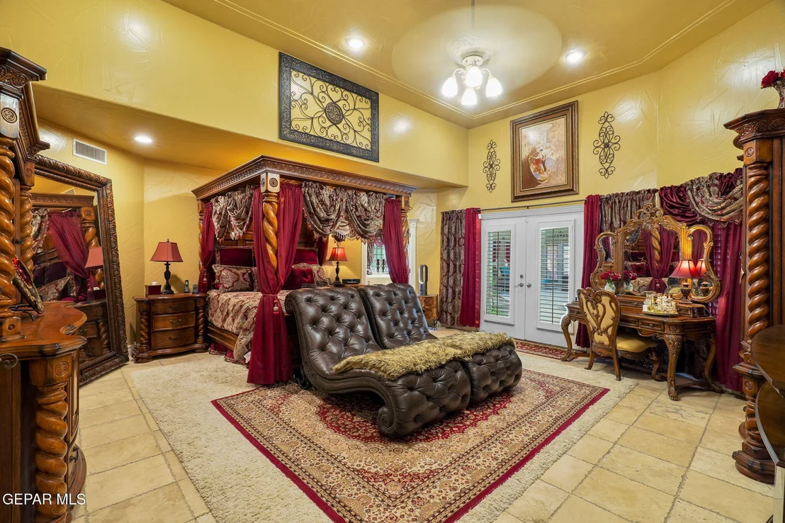Photo of 605 MEADOW WILLOW Drive