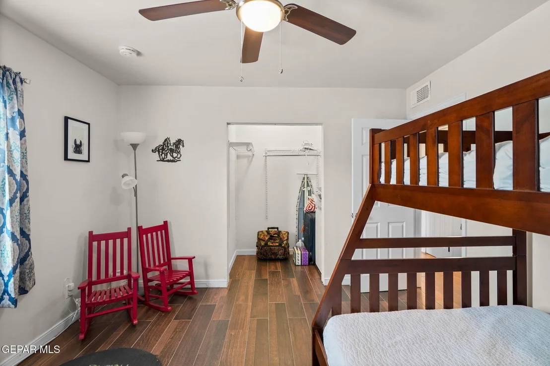 Photo of 3912 MCCONNELL Avenue