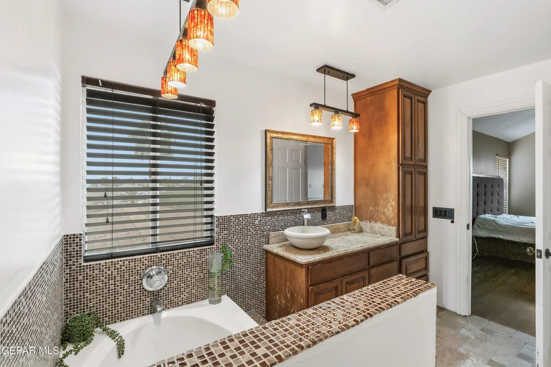 Photo of 1369 LUZ CARPIO Way