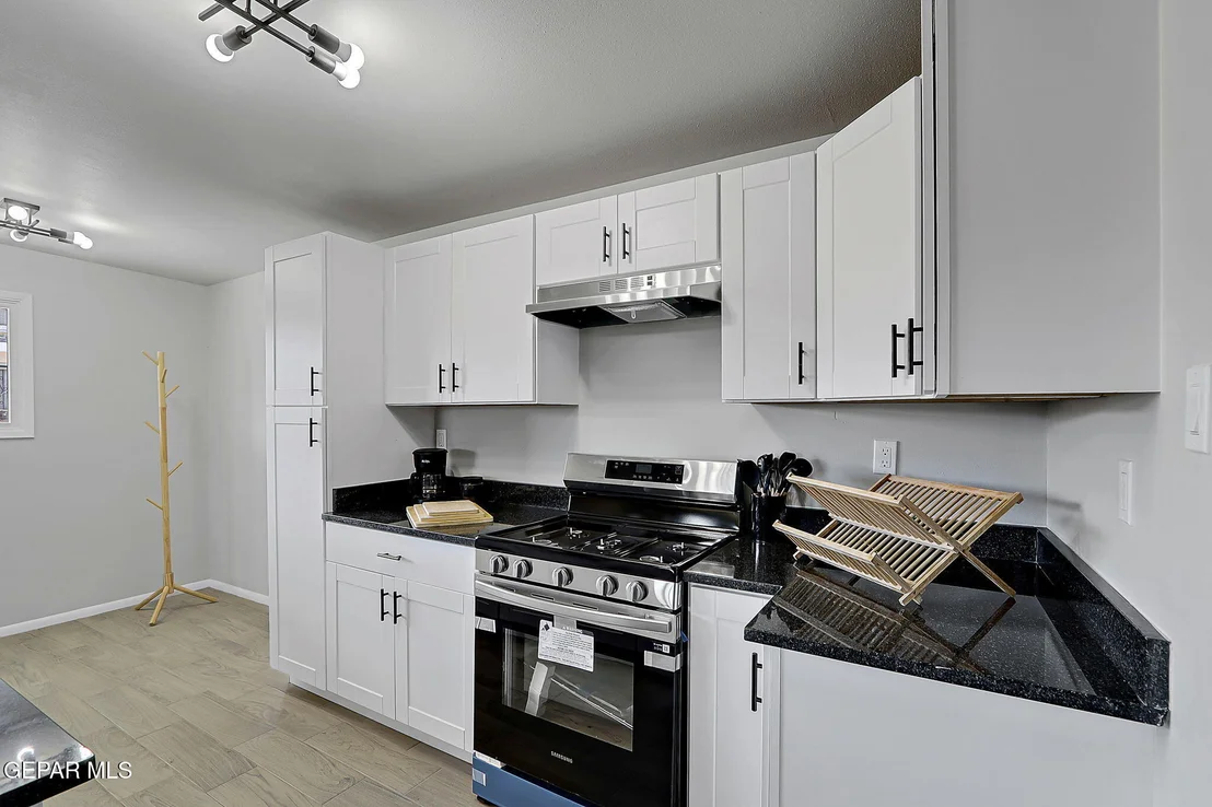 Photo of 5032 ALPS Drive