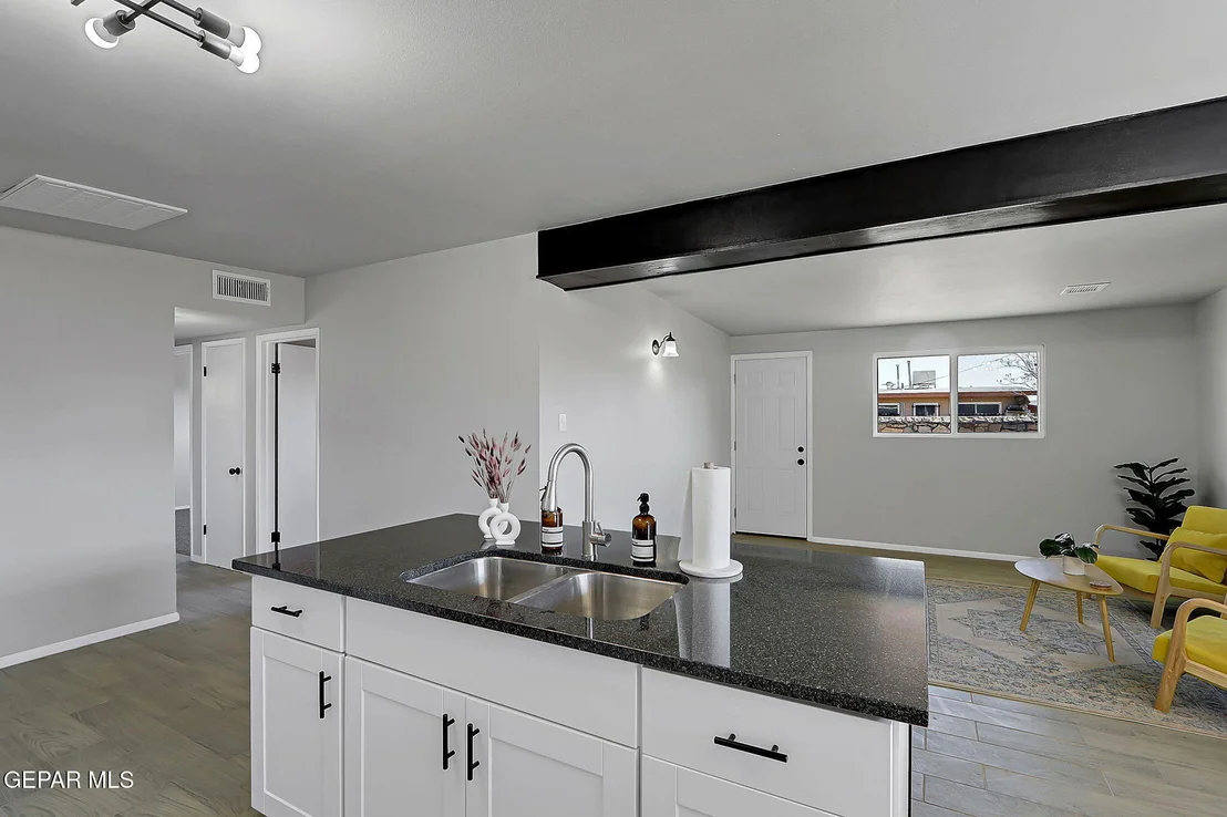 Photo of 5032 ALPS Drive