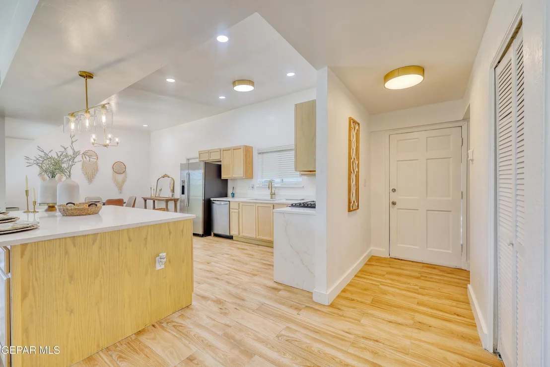 Photo of 2320 SEA SIDE Drive