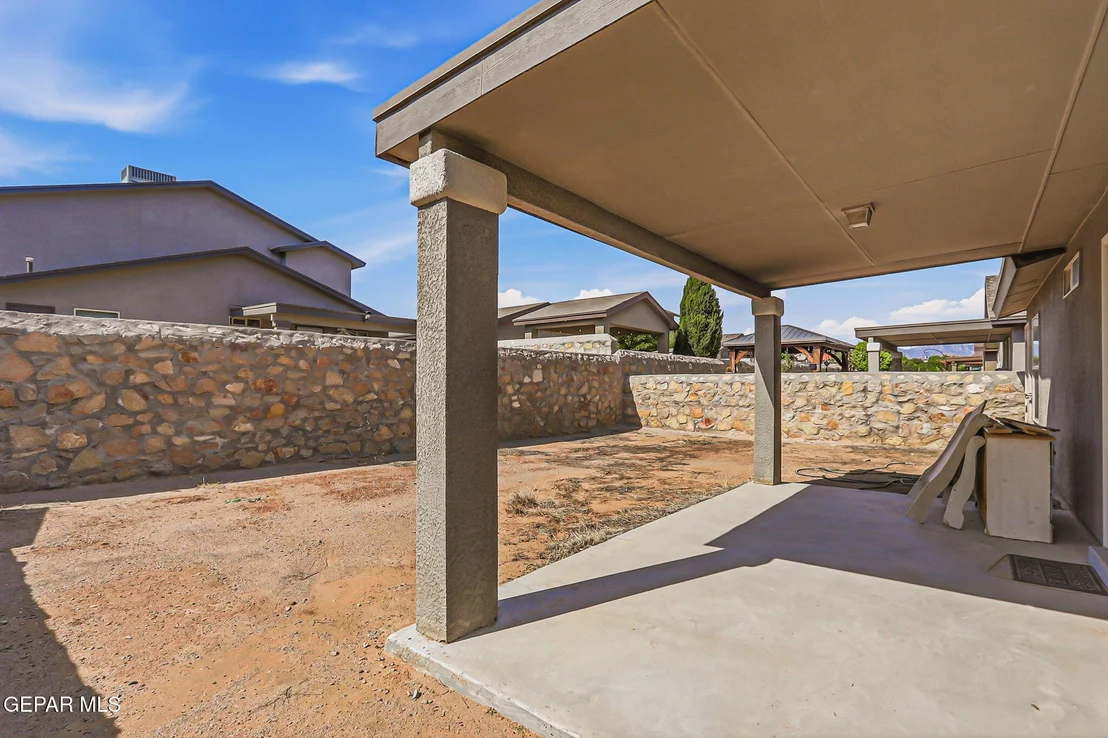 Photo of 7128 LONG MEADOW Drive