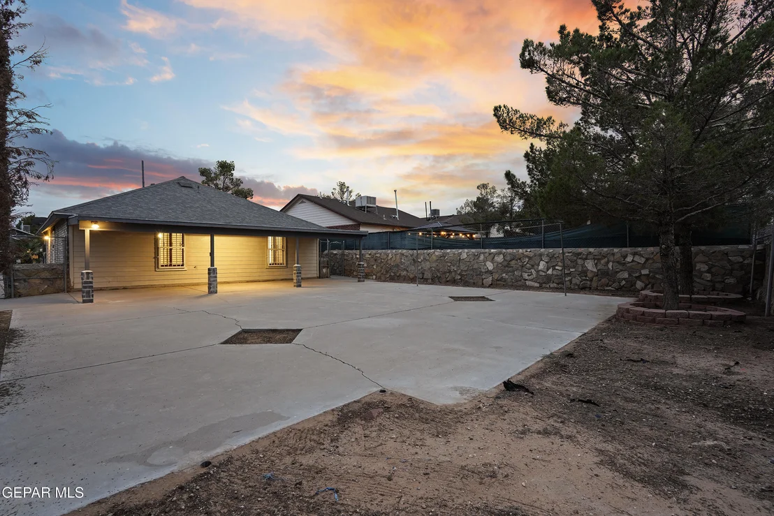 Photo of 11753 BELL TOWER Drive