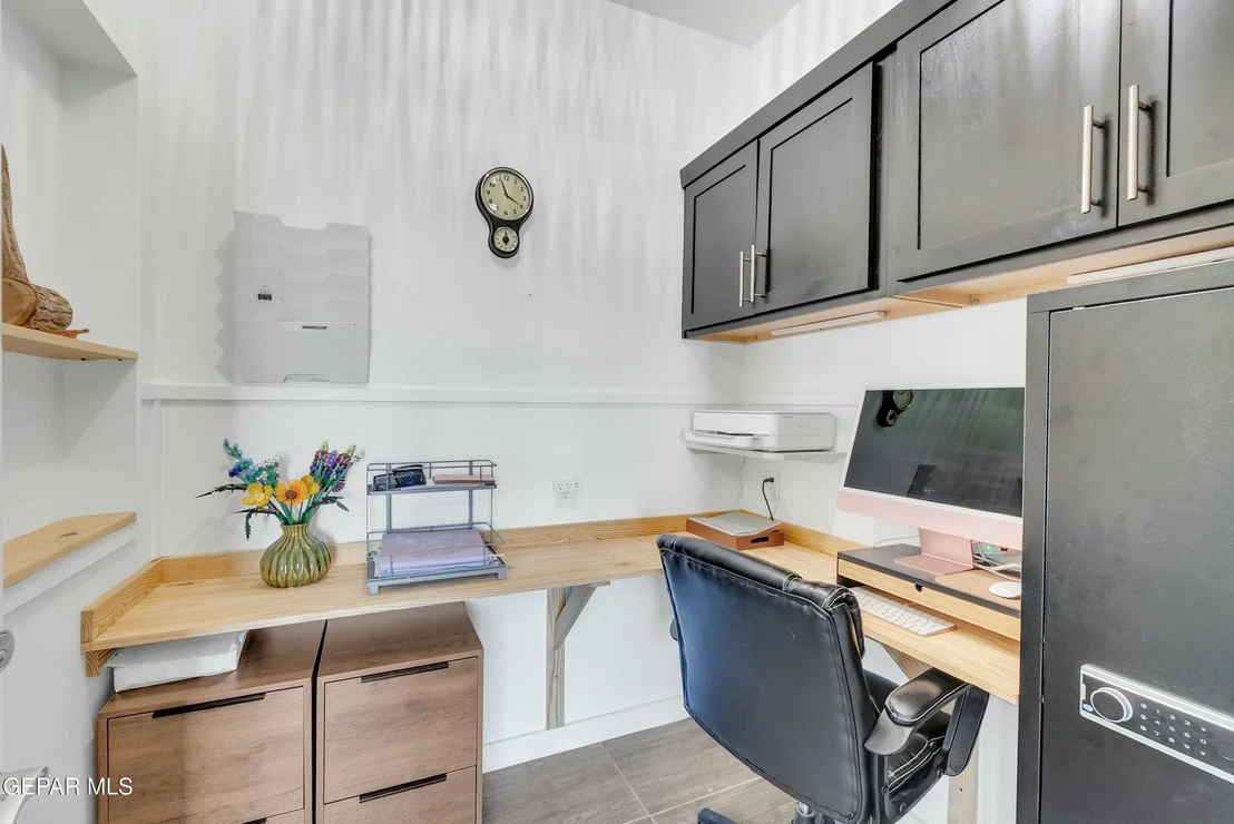 Photo of 3600 Essence Street