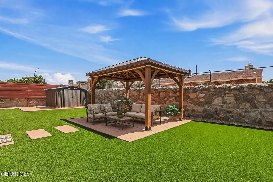 Photo of 10816 OPALSTONE Street