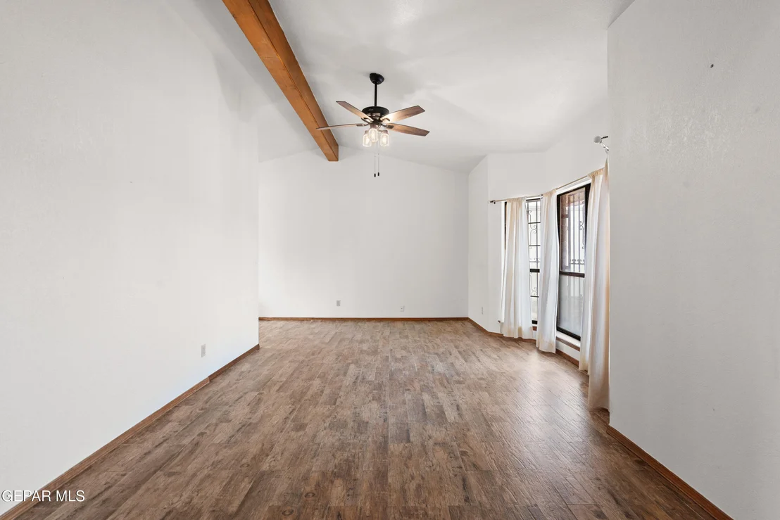 Photo of 1687 DANIELS Lane