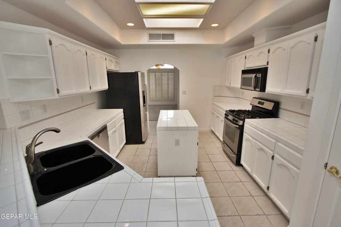 Photo of 6712 Isla Del Rey Drive