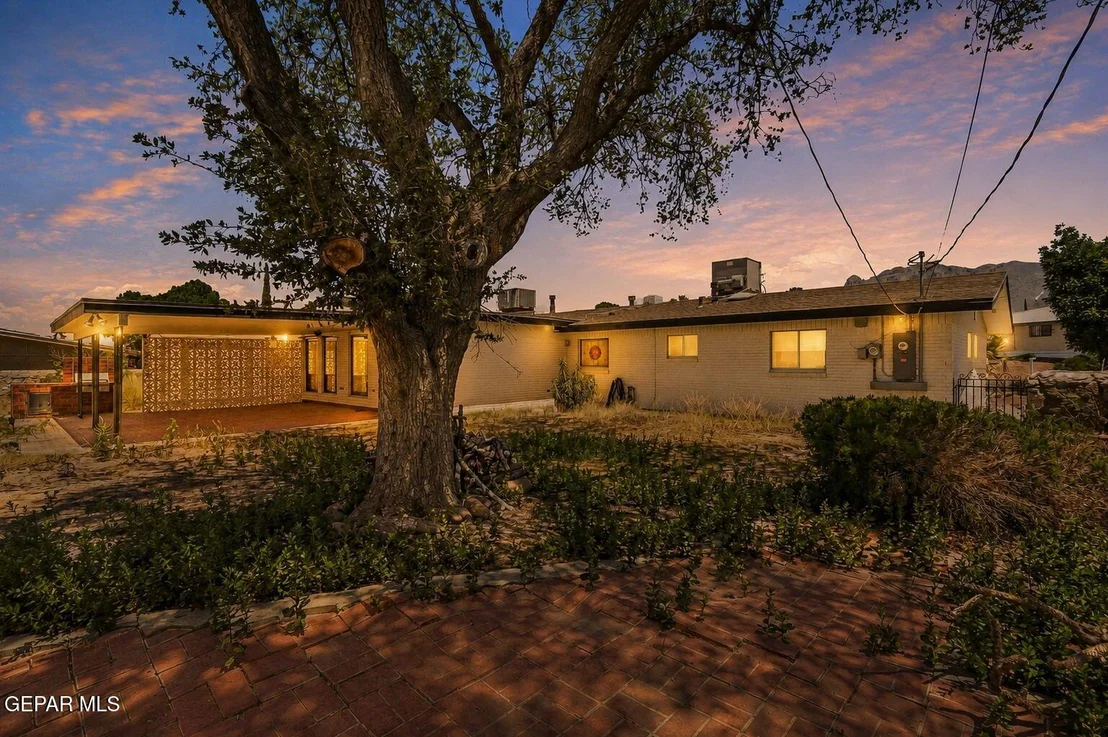 Photo of 259 Crown Point Drive