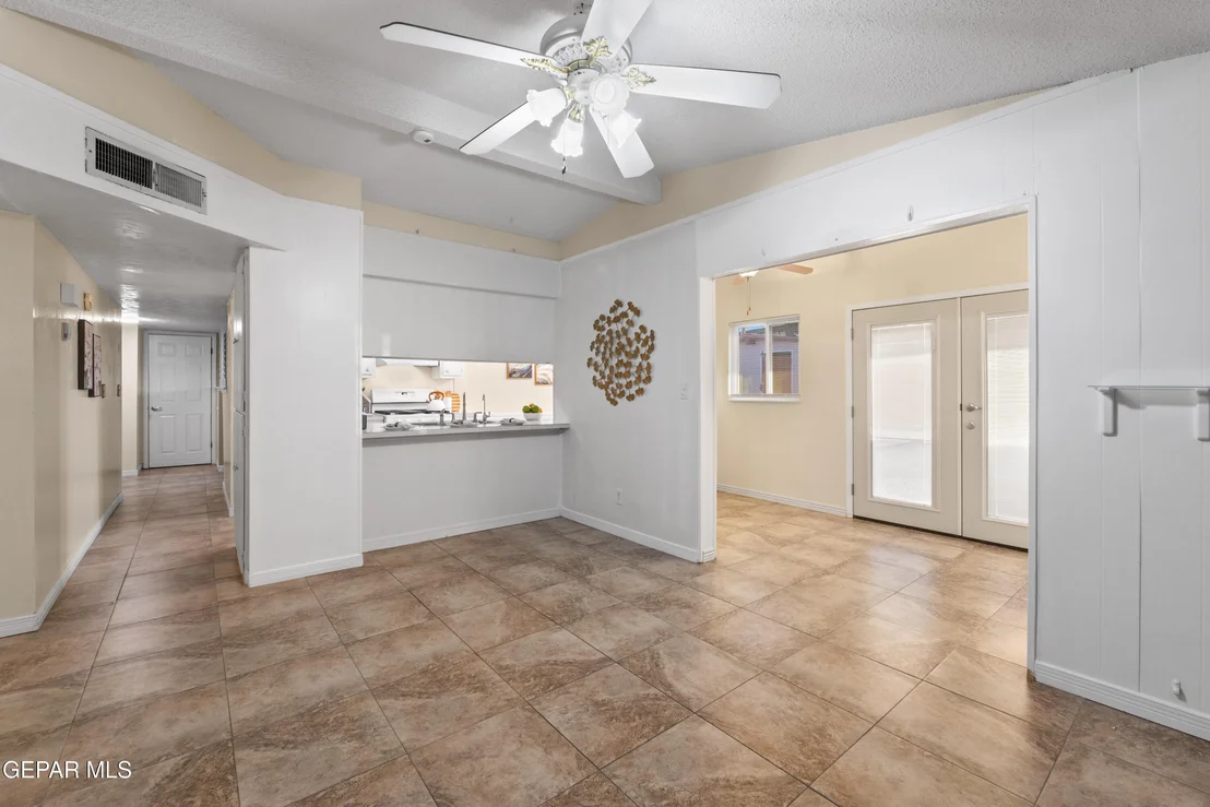 Photo of 332 CARNIVAL Drive