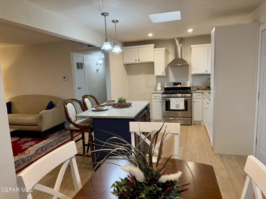 Photo of 9205 Salisbury Drive