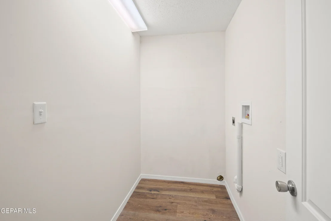 Photo of 9516 IRIS Drive