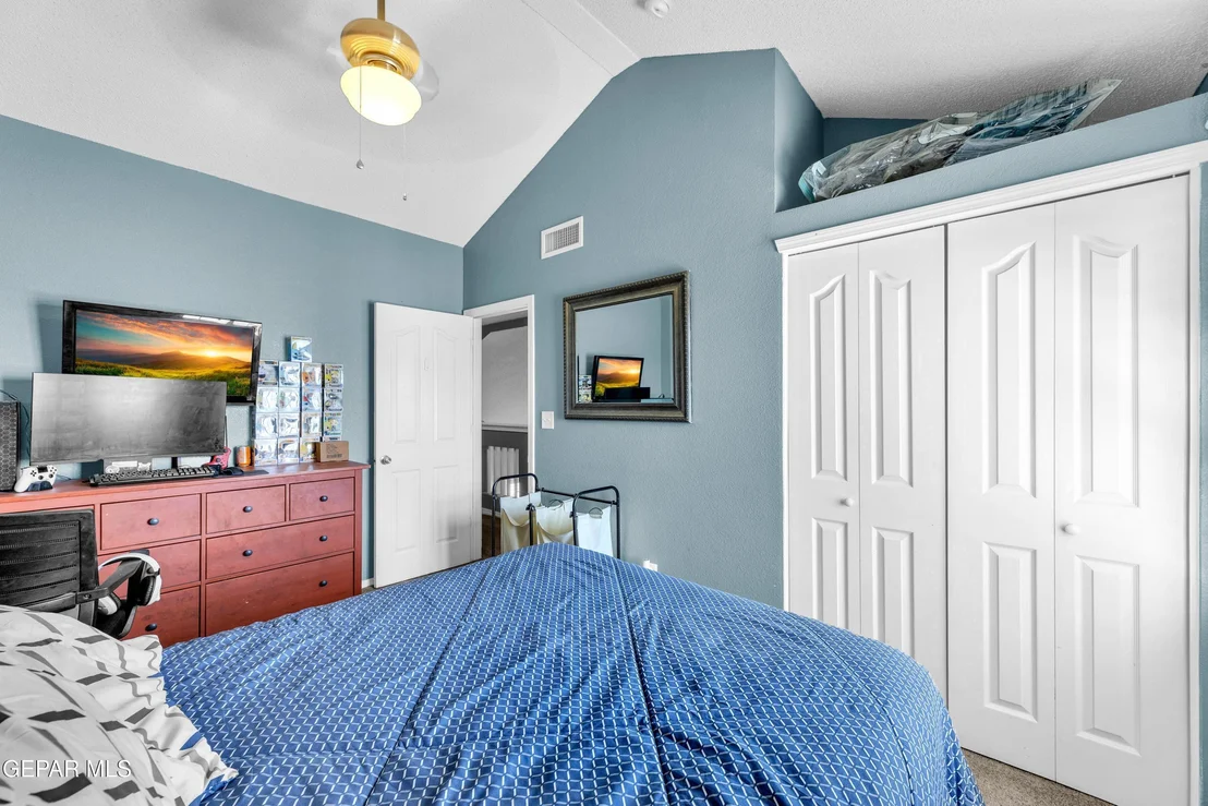 Photo of 427 Winter Spring Place