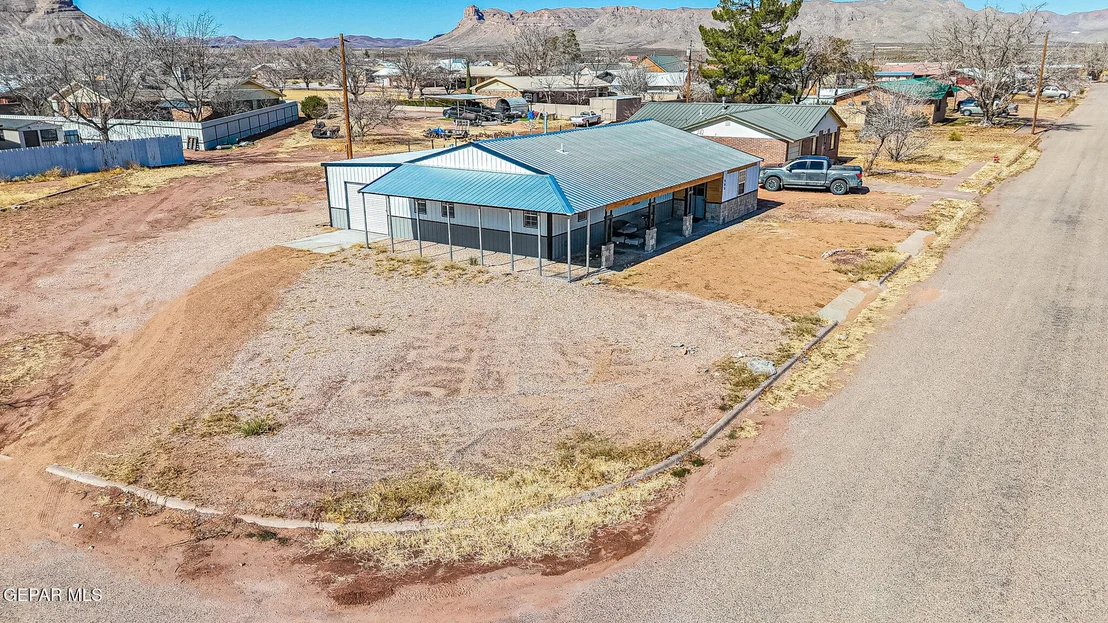 Photo of 905 Summer Street