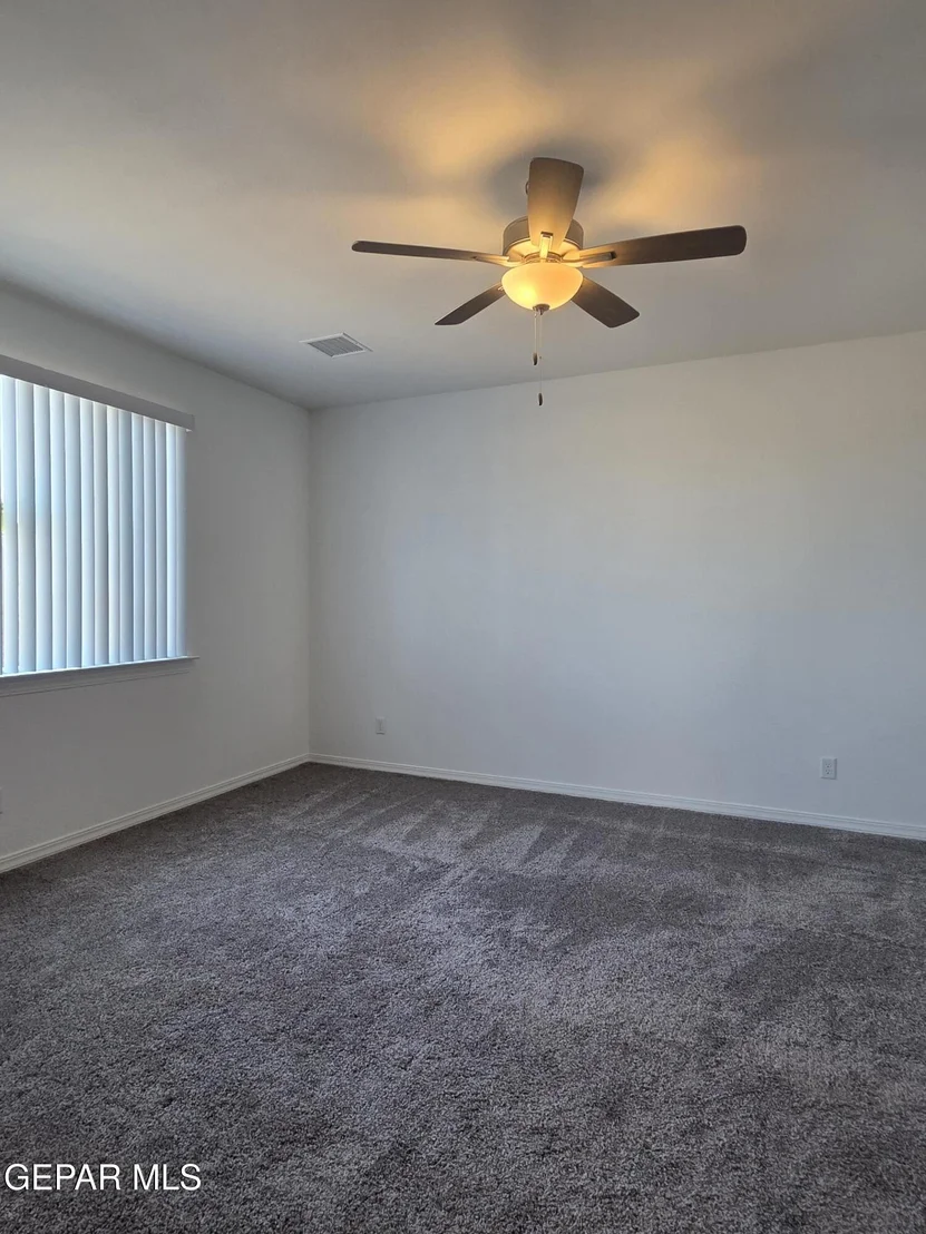 Photo of 6024 HIDDEN ROW Avenue