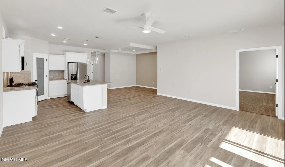 Photo of 933 AQUEDUCT Avenue