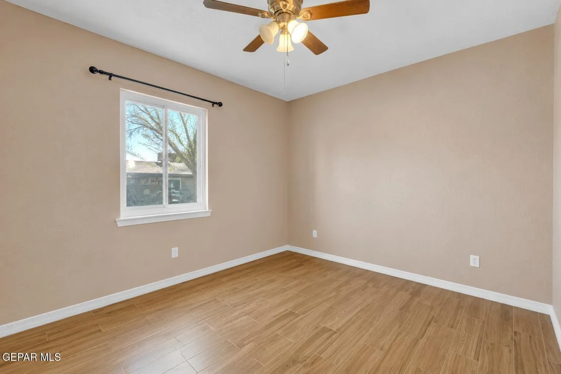 Photo of 11176 SHORELINE Drive