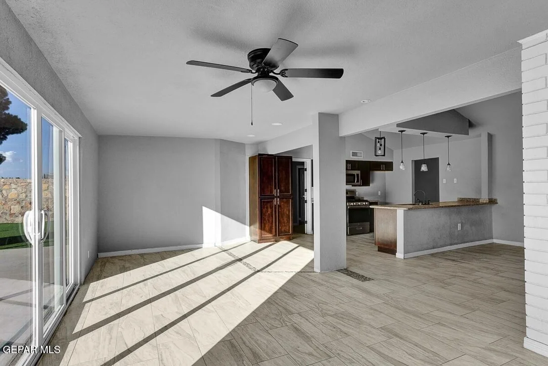Photo of 3709 ROSLYN Drive