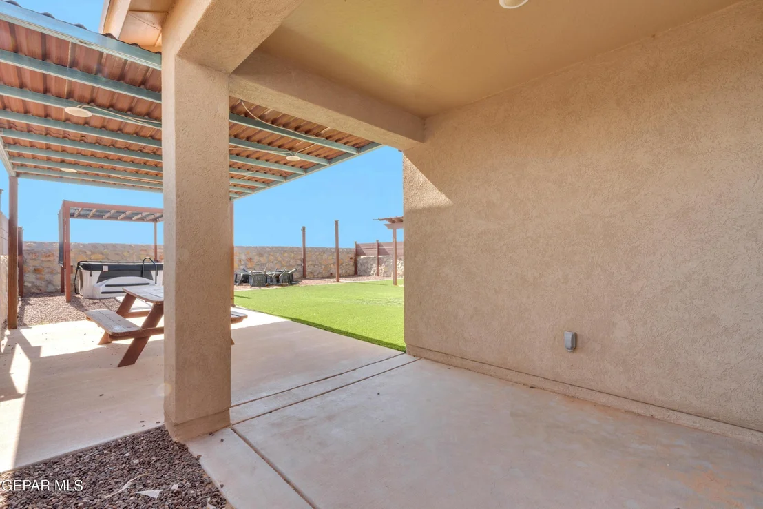 Photo of 3909 Desert Bluff Drive
