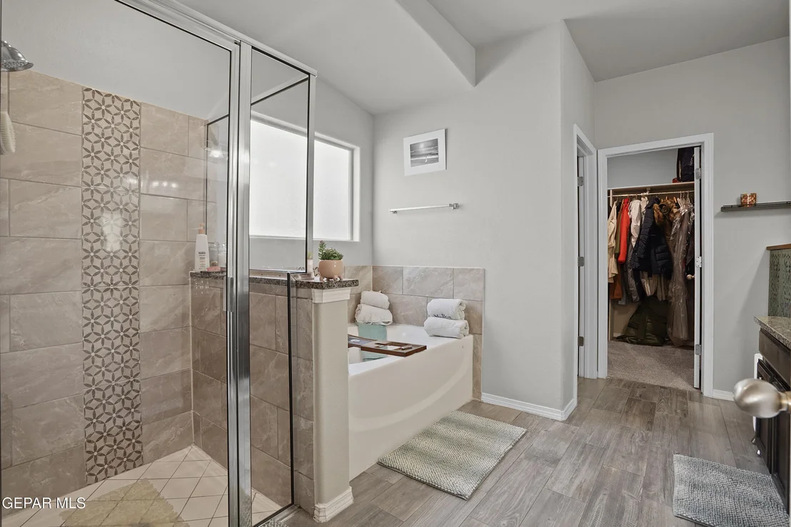 Photo of 3937 DESERT DUNES Drive