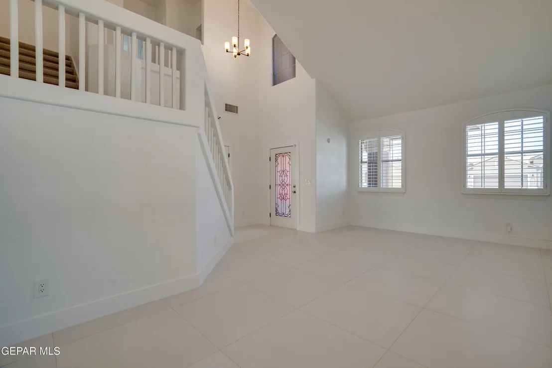 Photo of 3132 Lookout Point Drive