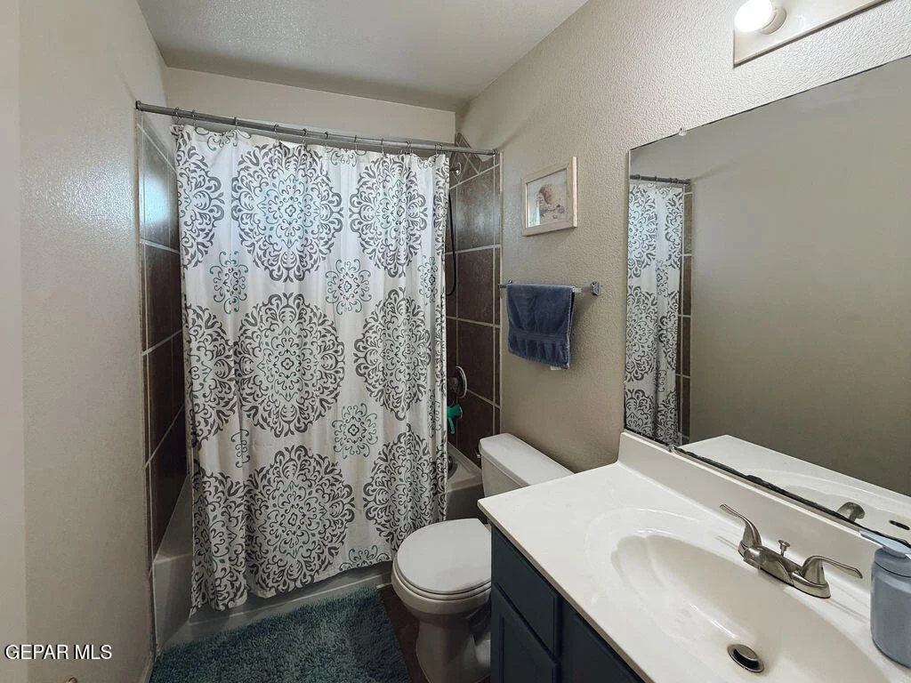 Photo of 695 Teichelkamp Drive
