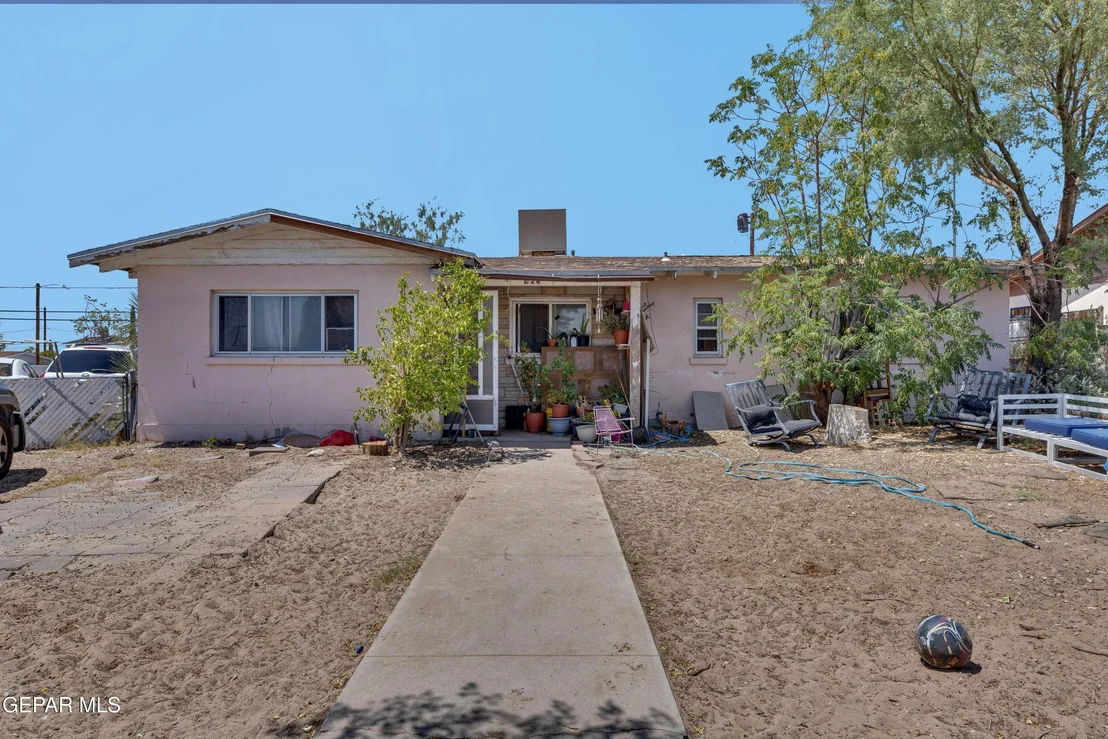 Photo of 983 Stanley Street