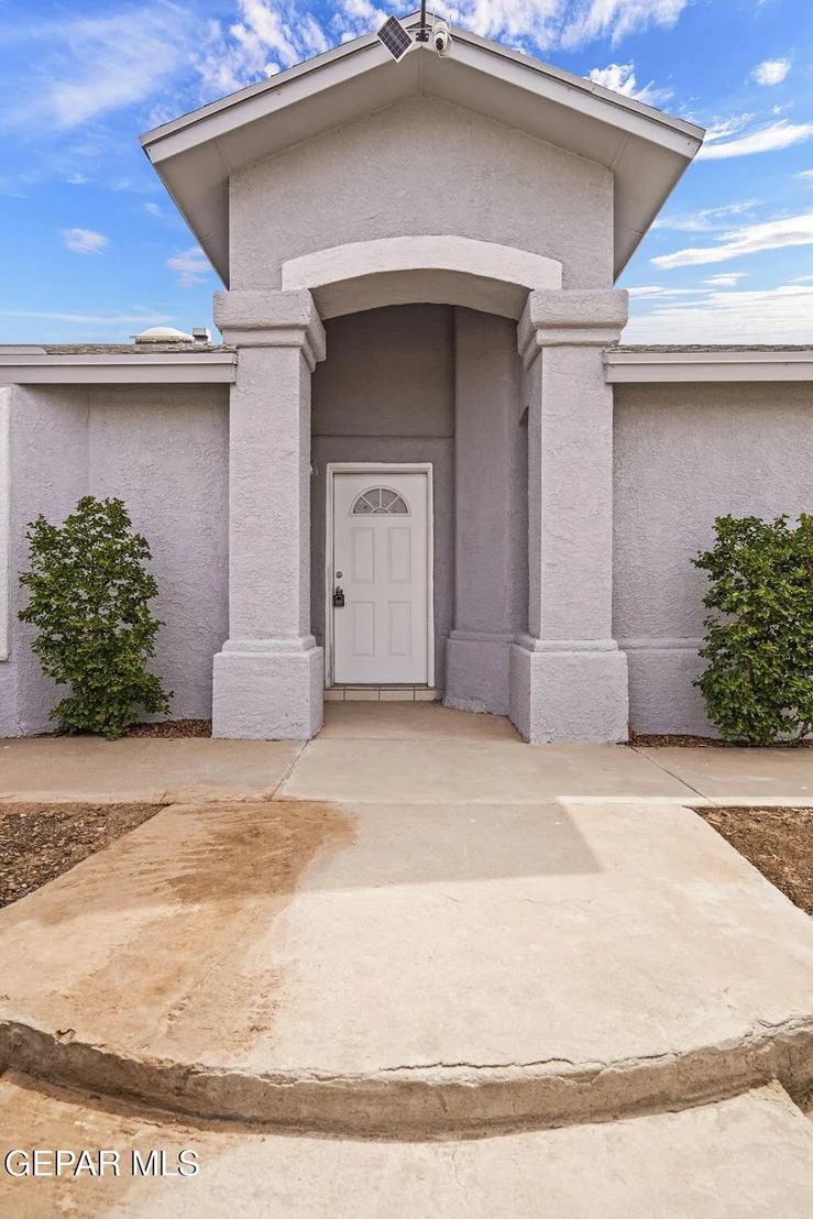 Photo of 11609 BELL TOWER Drive