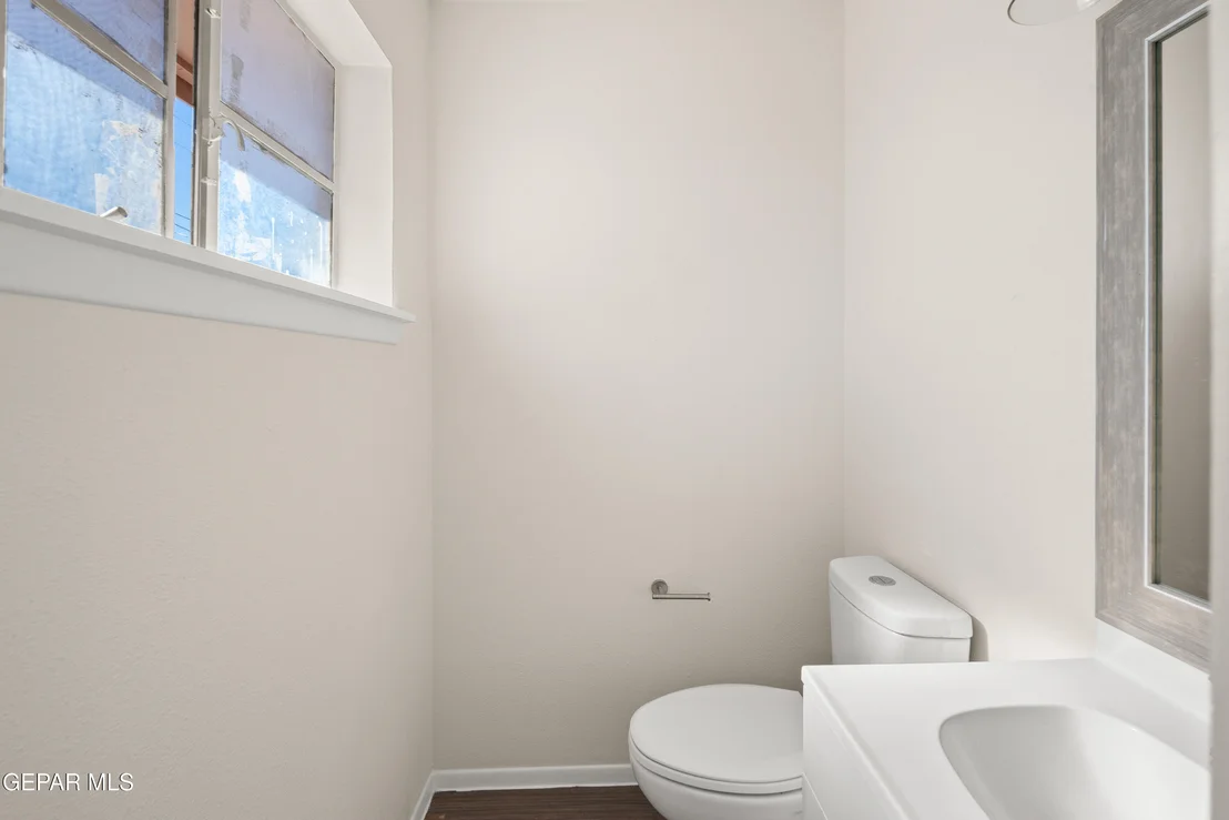 Photo of 5016 DEBEERS Drive