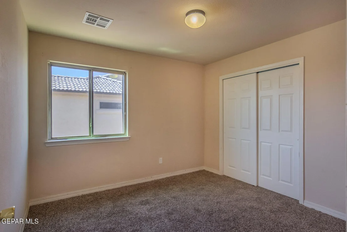 Photo of 795 PIXTON Road