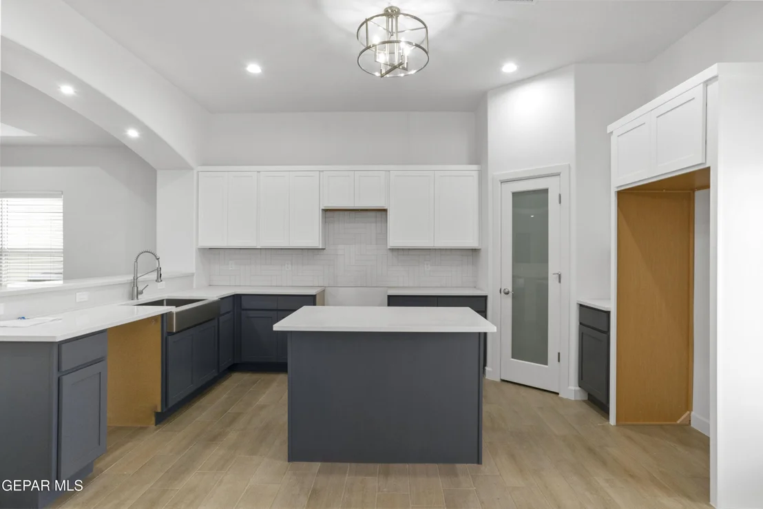Photo of 424 Plateau Drive