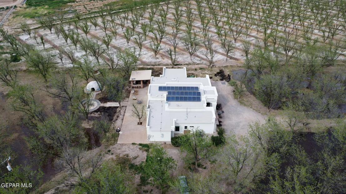Photo of 617 WALLACE Road