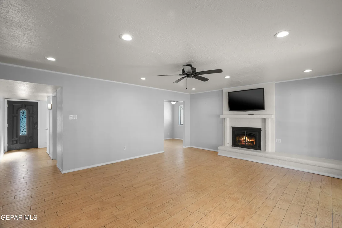 Photo of 6957 GRANERO Drive