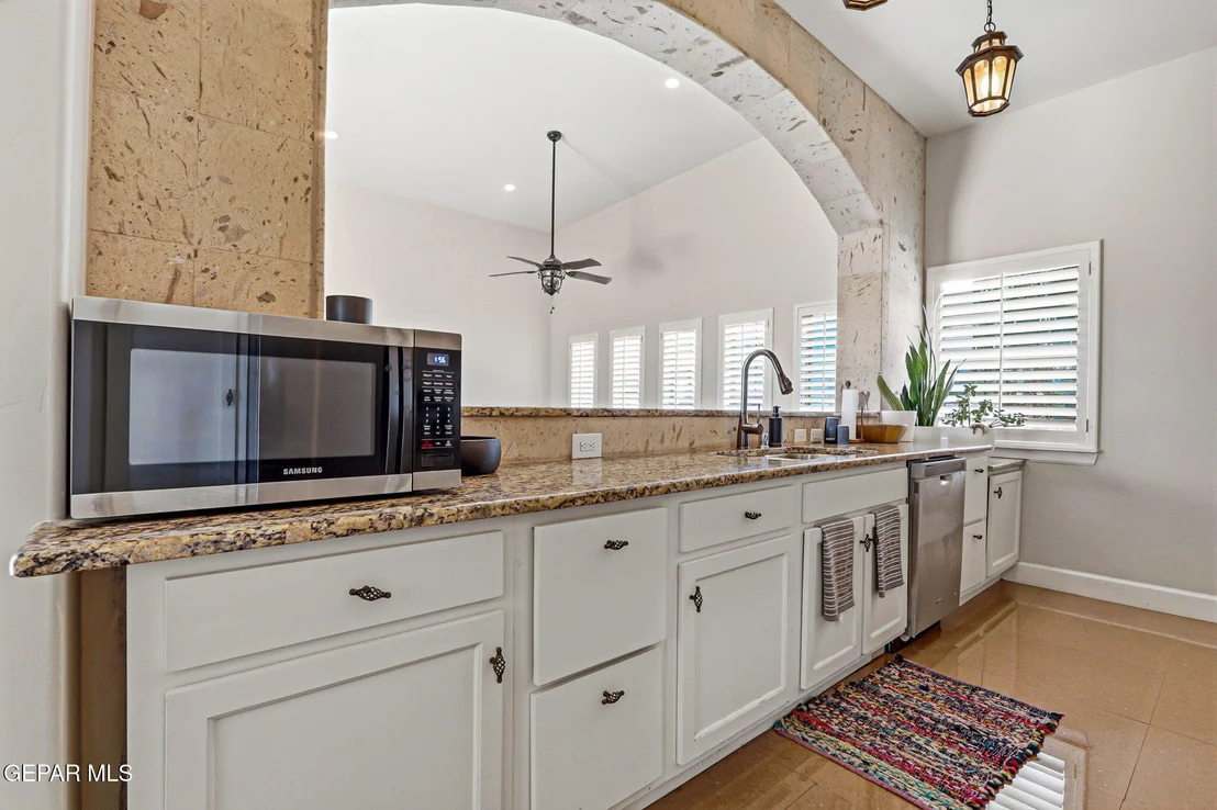 Photo of 5833 SPANISH Place