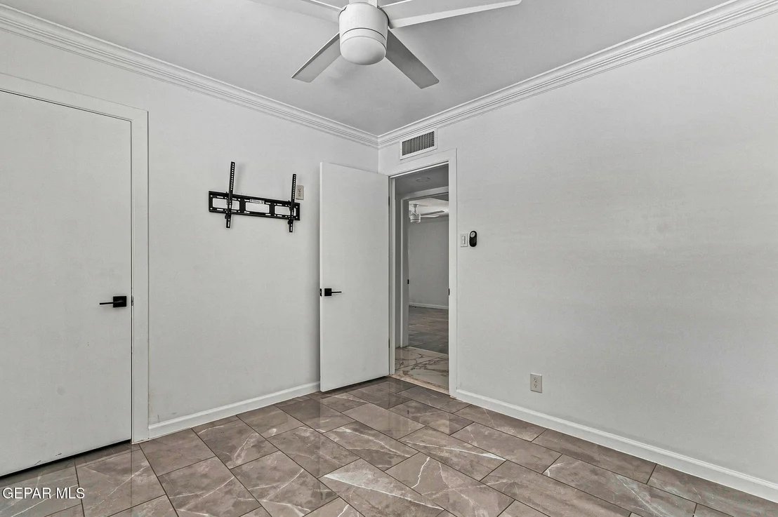 Photo of 259 Crown Point Drive