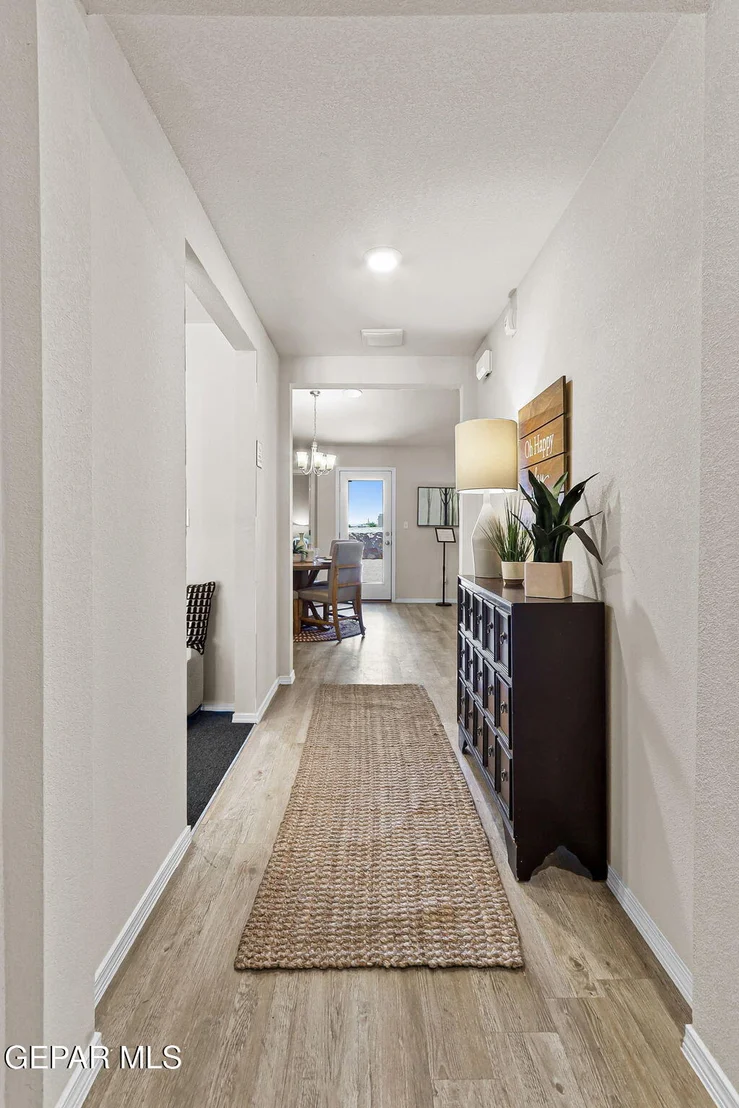 Photo of 956 Orangetip Drive