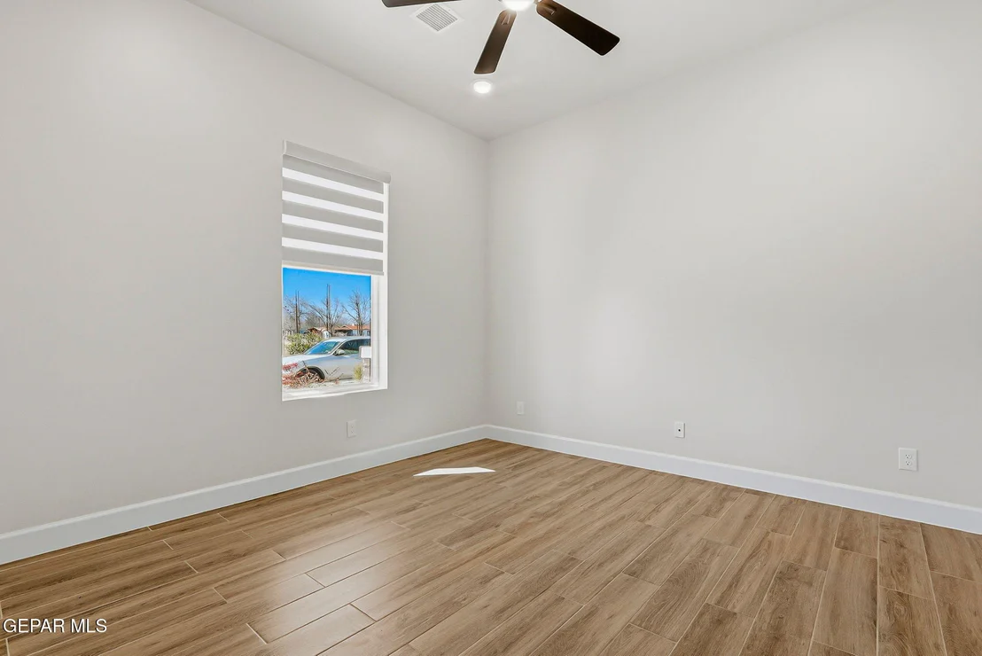 Photo of 12329 SUGDEN Road