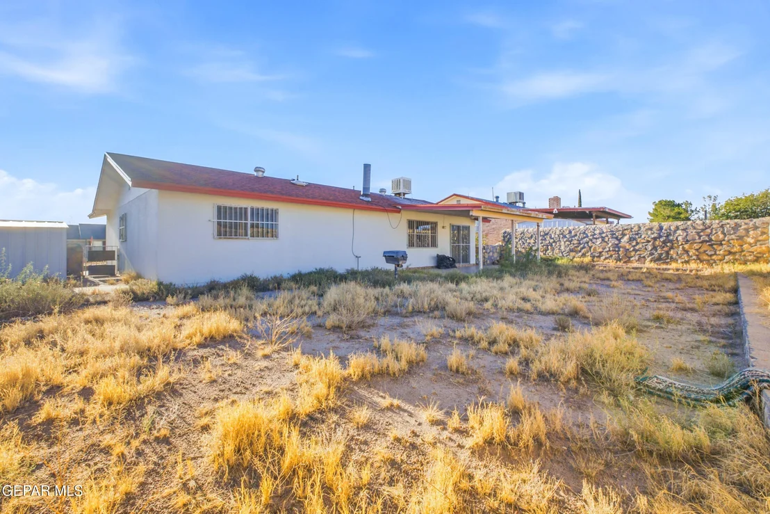 Photo of 1530 BOB SMITH Drive