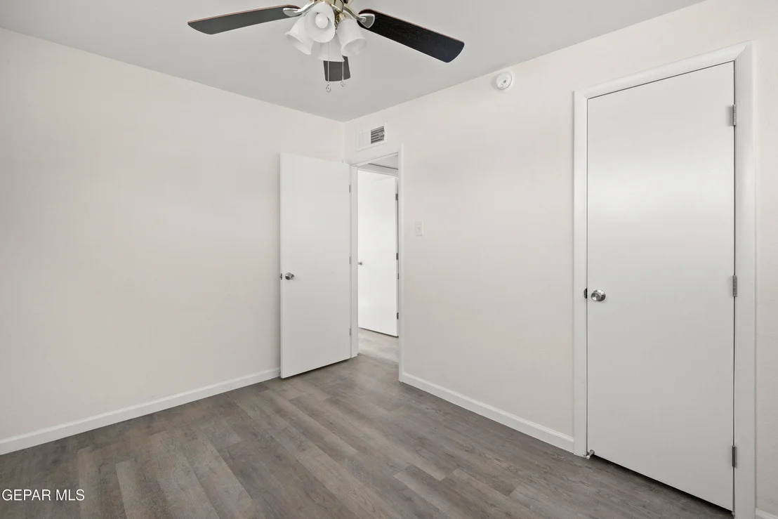 Photo of 5112 JERRY Drive