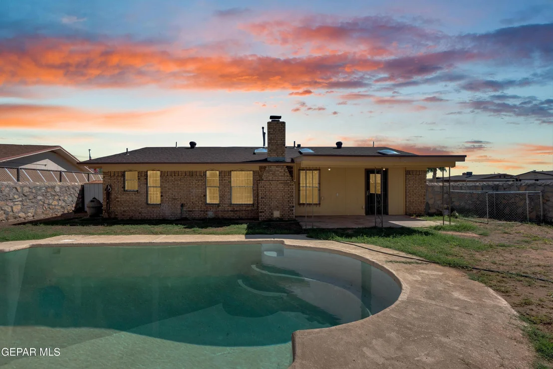 Photo of 10401 Aphrodite Drive