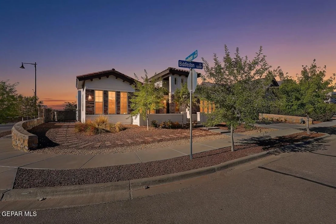 Photo of 12233 BIDDLESTON Drive