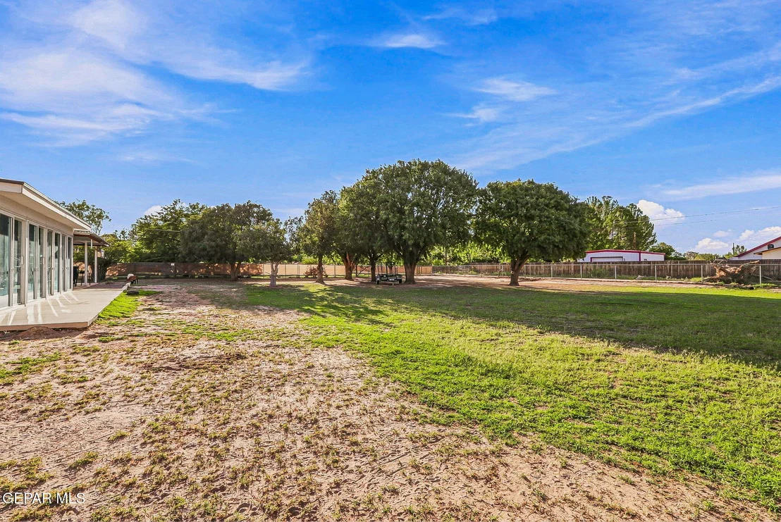 Photo of 125 LA NELL Drive