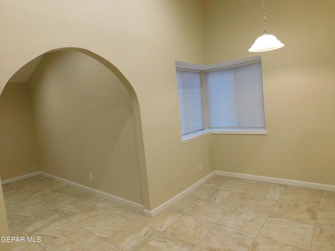 Photo of 9948 DESERT WILLOW Way