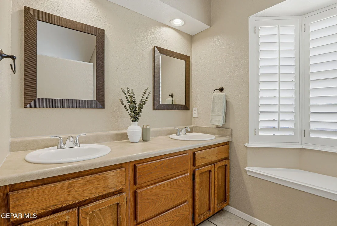 Photo of 11404 LAKE ALICE Drive